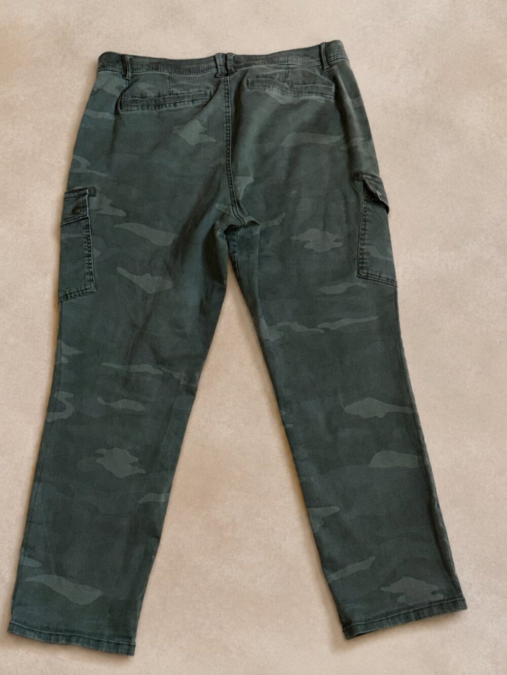 Democracy Ab Solution Camo Cargo Pants Size 16 Green Straight Leg - Picture 5 of 9